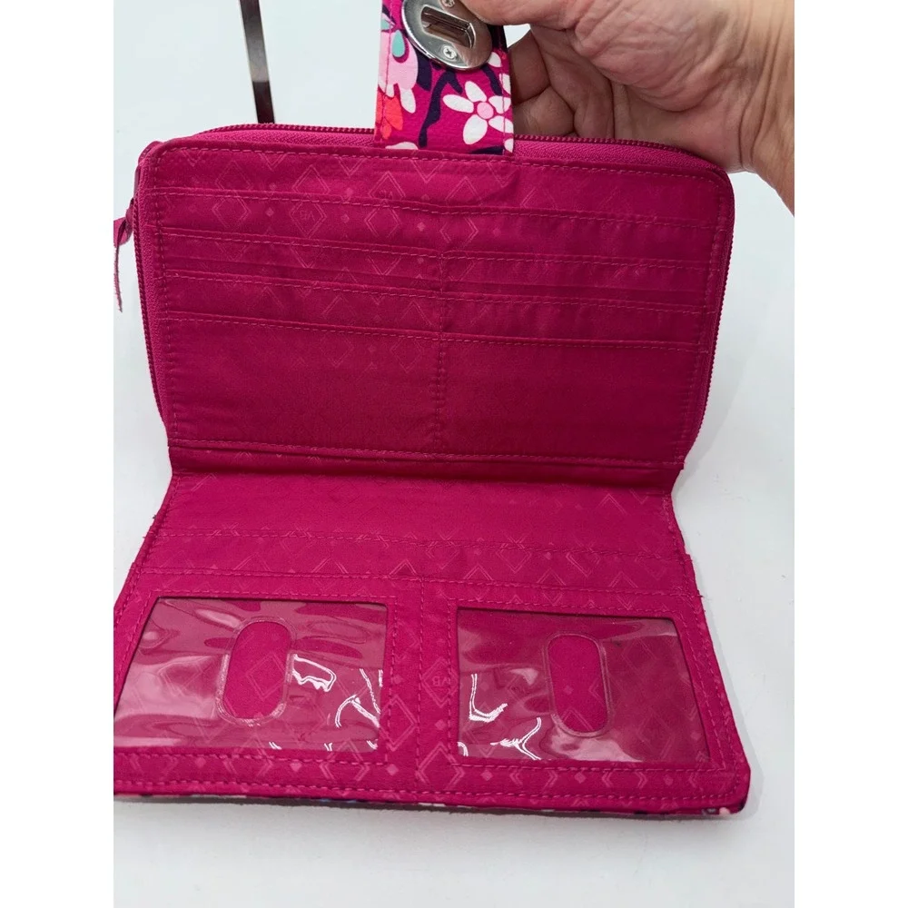 Vera Bradley Pink Floral Quilted Cotton Turn Lock Wallet Organizer - Picture 10 of 12